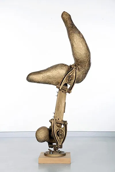 Alina Szapocznikow rzeźby: odkryj dramatyczne piękno jej sztuki