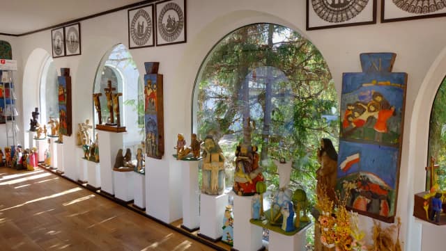 Muzeum sztuki ludowej: Odkryj fascynujące tradycje i wystawy